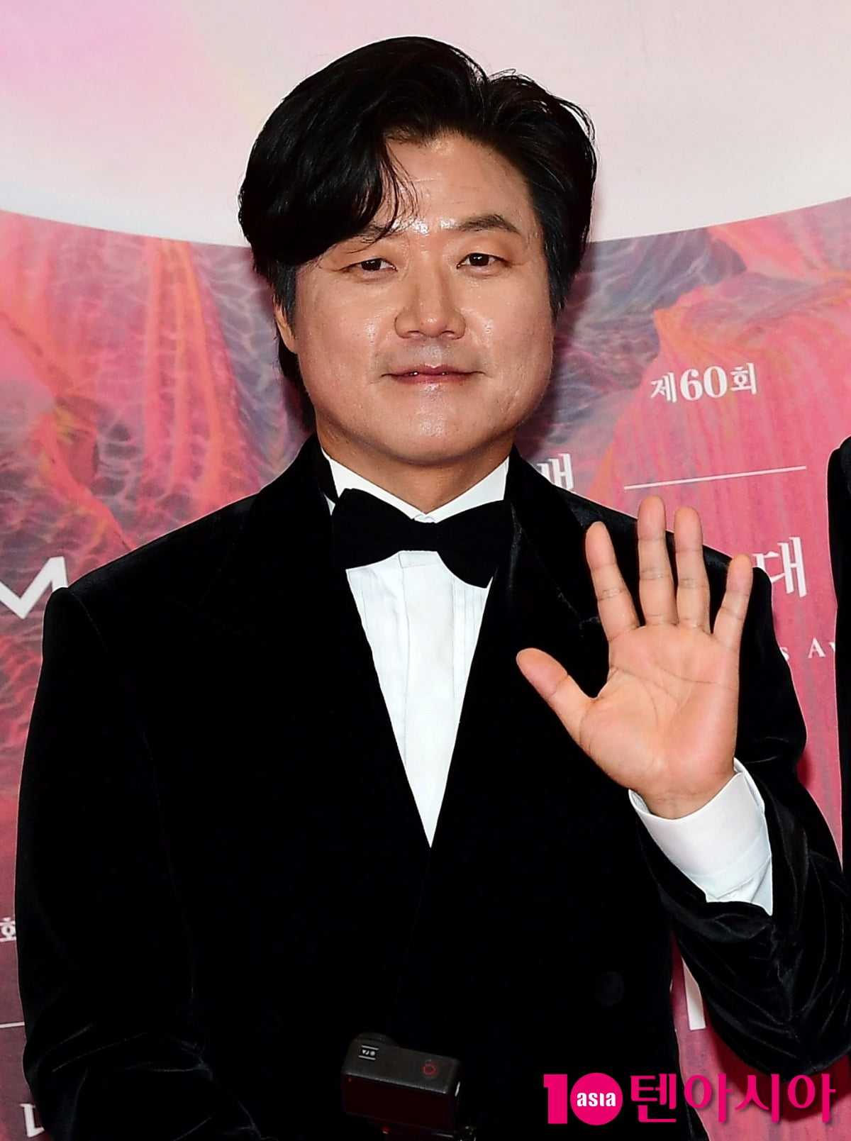 나영석, 또 '아는 맛' 준비했다…이수근·은지원·규현과 '<b>케냐 간 세끼</b>...
