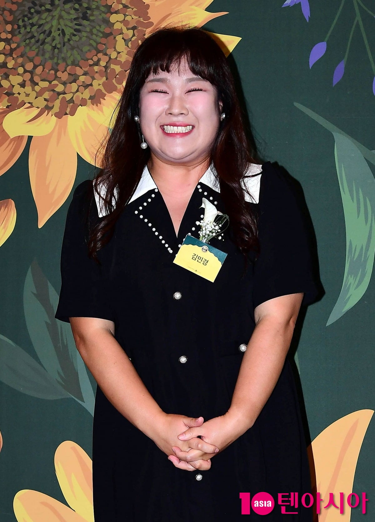 <b>김민경</b> "390kg 든다" 男가수 제압한 괴력…<b>배구</b>팀 들어갔다('스파이크워...