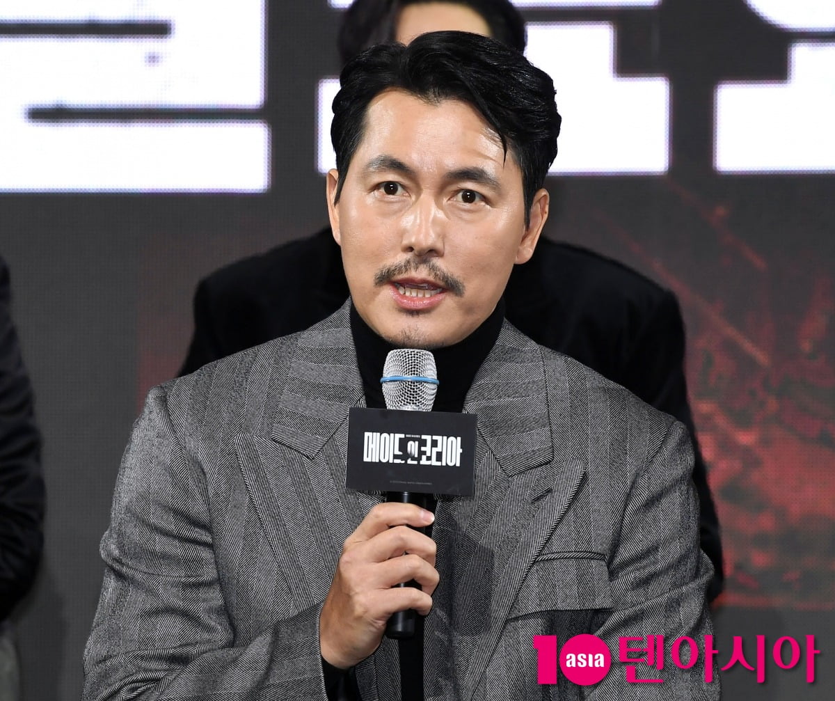 <b>정우성</b>, <b>사생활 논란</b> 후 마침내 복귀한다…"용기 있고 도발적"[TEN이슈]