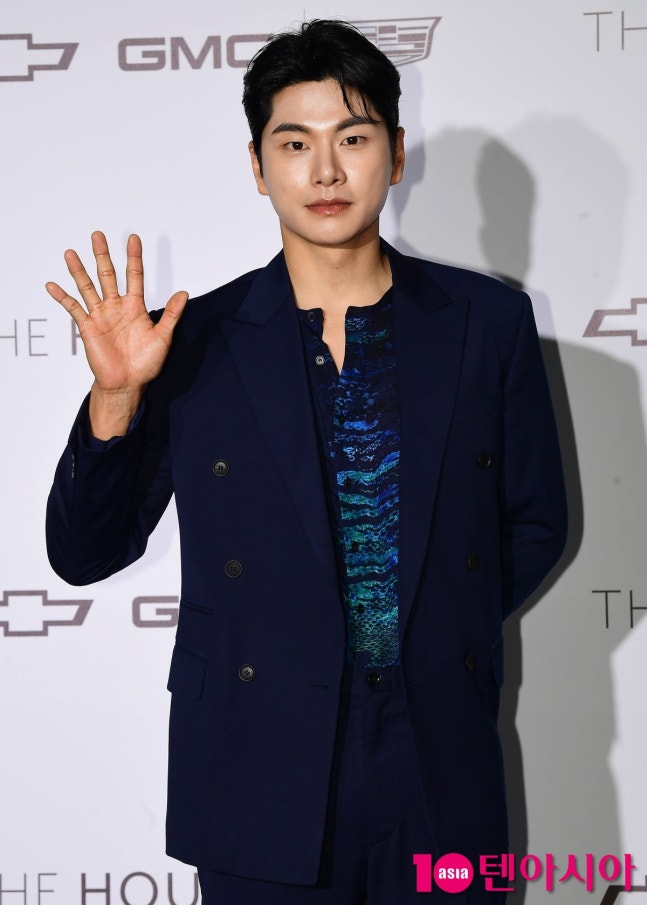 [공식] 이이경, '놀뭐' 하차 과정서 유재석 개입 없었나…"한 차례 언급도 없었다"[TEN이슈]