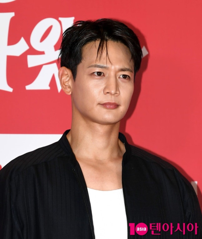 샤이니 민호, '불법 의료 시술 논란→방송 중단' 키와 희비교차…깜짝 예능 출연 소식 ('뛰산')