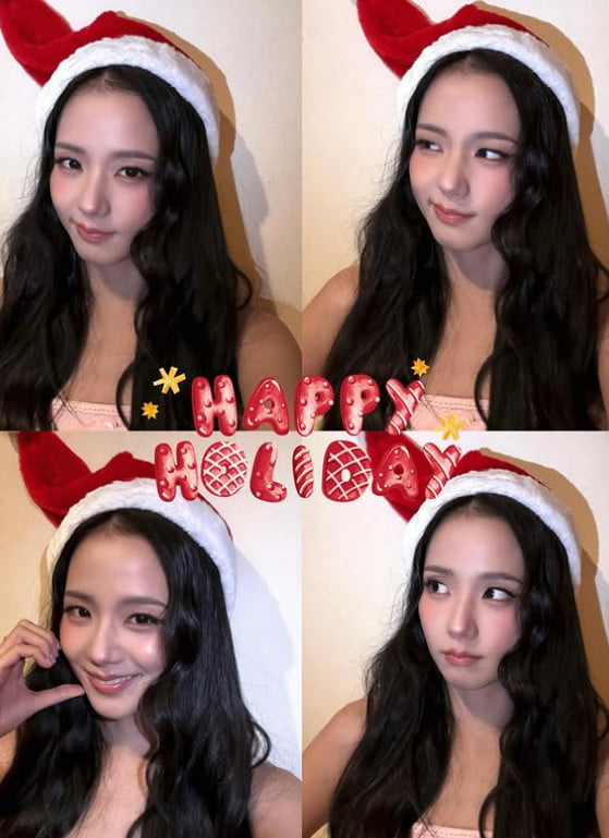 Lisa with ribbon hair styling and glitter makeup