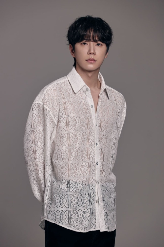 《四手聯彈》李濬榮加盟tvN新劇展現鋼琴天才角色魅力