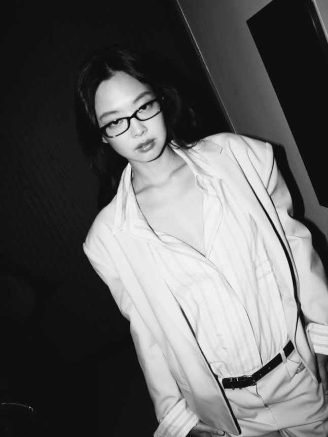 BLACKPINK Jennie 2026秋冬視覺曝光展現時尚魅力