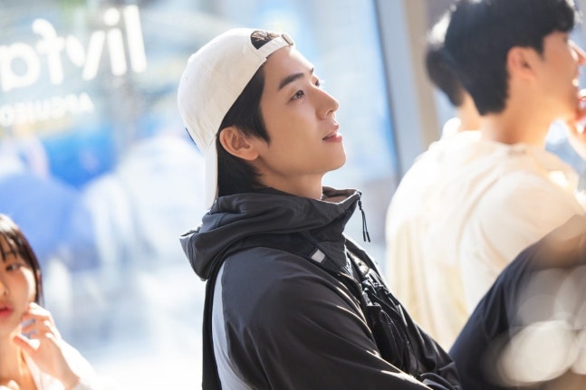 《在你燦爛的季節》蔡鍾協與李聖經展開深刻互動，鮮于燦激起宋嘏爛心中火花