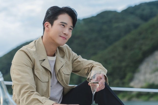 《魔女之吻》朴敏英攜手河錫辰、尹鍾勳、金東俊展現多樣浪漫舊愛故事