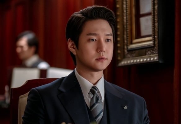 고경표, 대기업 회장 손녀와 ♥약혼한다…상대는 증권사 후계자 "최측근도 함께해" ('미쓰홍')