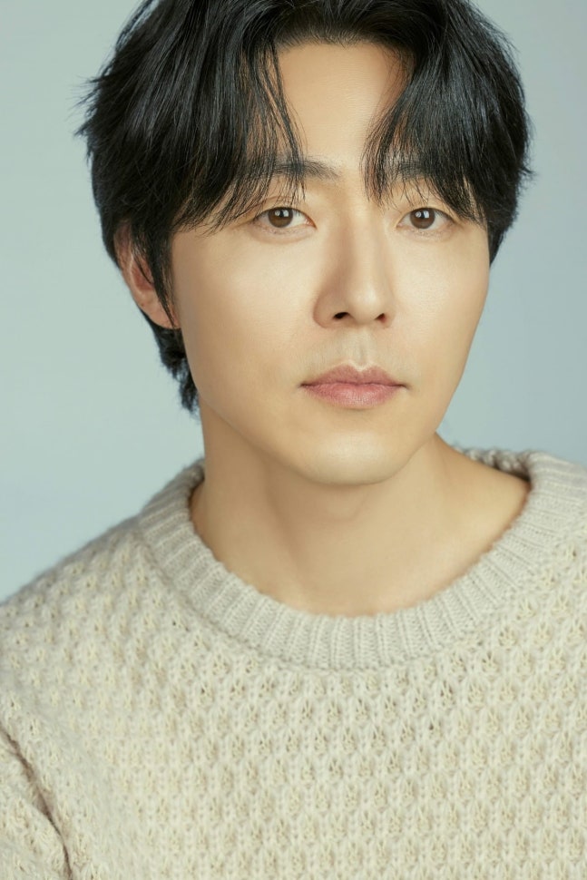 李茂生主演tvN《100日的謊言》飾朝鮮裔美國記者 劇中展現全新演技魅力