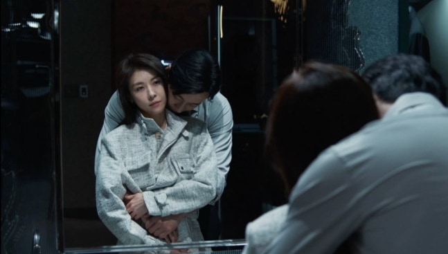 《權慾之巔Climax》朱智勛與秋尚雅攜手揭露韓國權力鬥爭的複雜情感