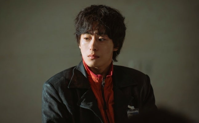 JTBC《努力克服自卑的我們》具教煥飾黃東滿展現心靈掙扎與成長