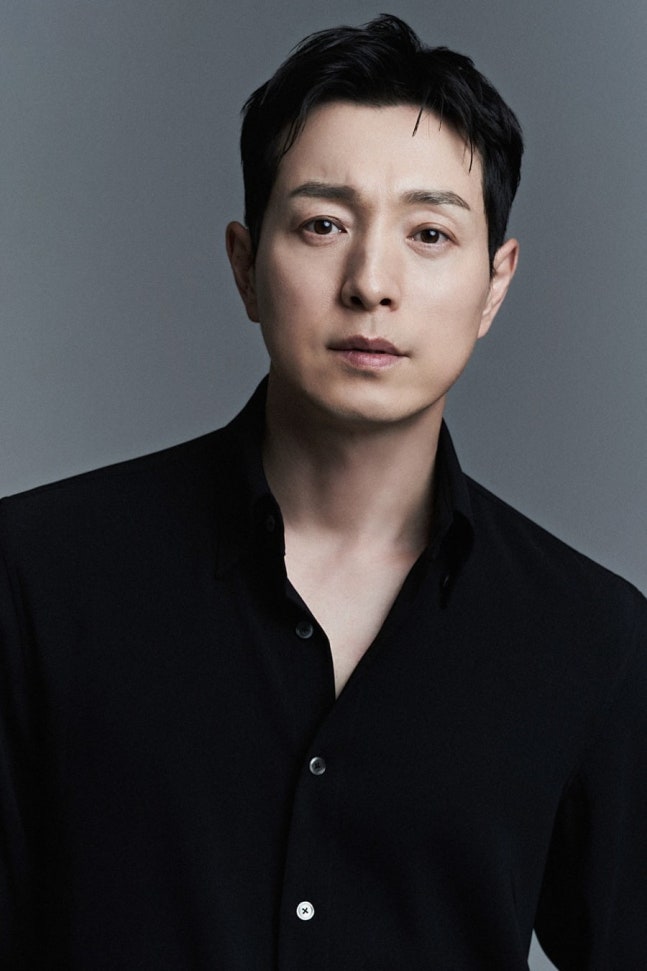 [공식] '46세' 정성일, 이혼 6개월 만에 깜짝 소식 알렸다…흥신소 사장 도전 ('입금')