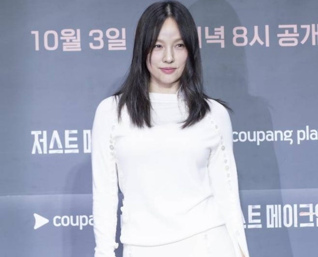 [공식] '이상순♥' 이효리, 부친상 당했다…투병 고백 4년 만에 비보