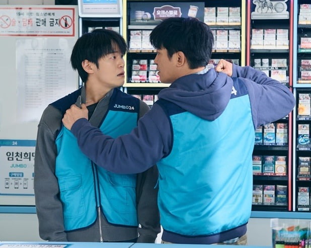 아이유 ♥변우석 가고 허성태X이학주 온다…'대군부인' 고공행진 도중 새...