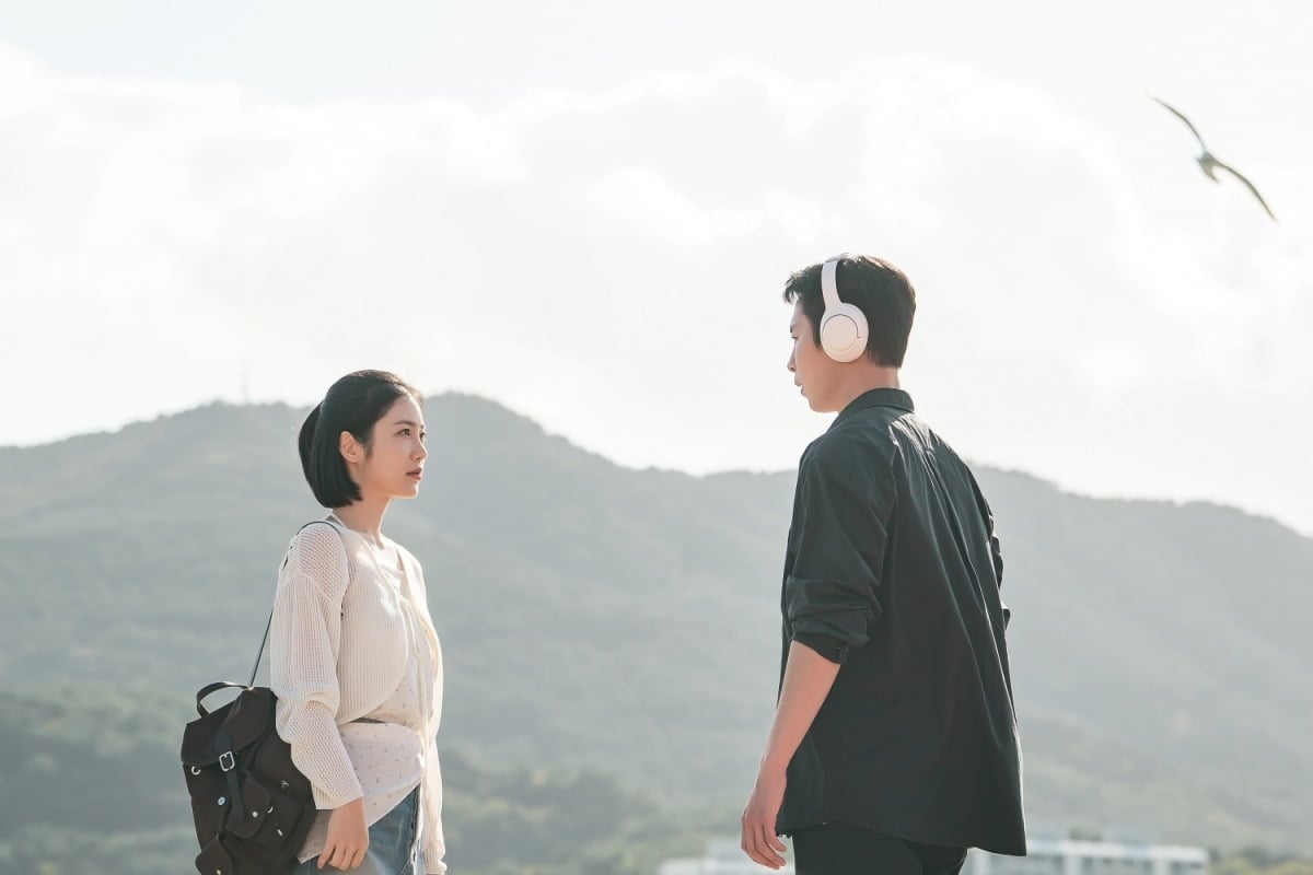 《醫到孤島愛上你》李宰旭辛睿恩情侶劇照公開