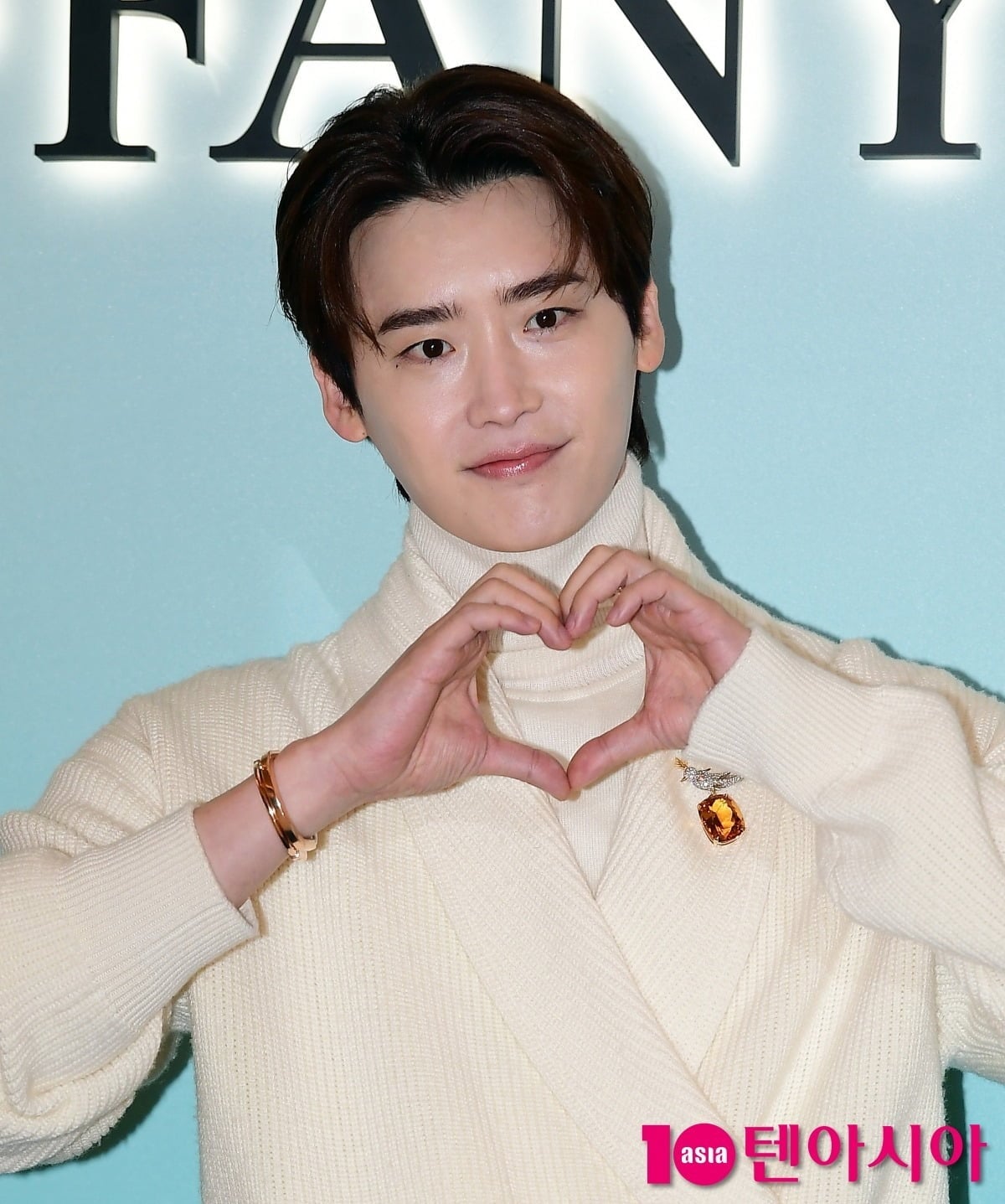 ' 아이유 ♥' 이종석, 20년 전 과거 밝혀졌다…"16살 때부터 완벽한 피사체...