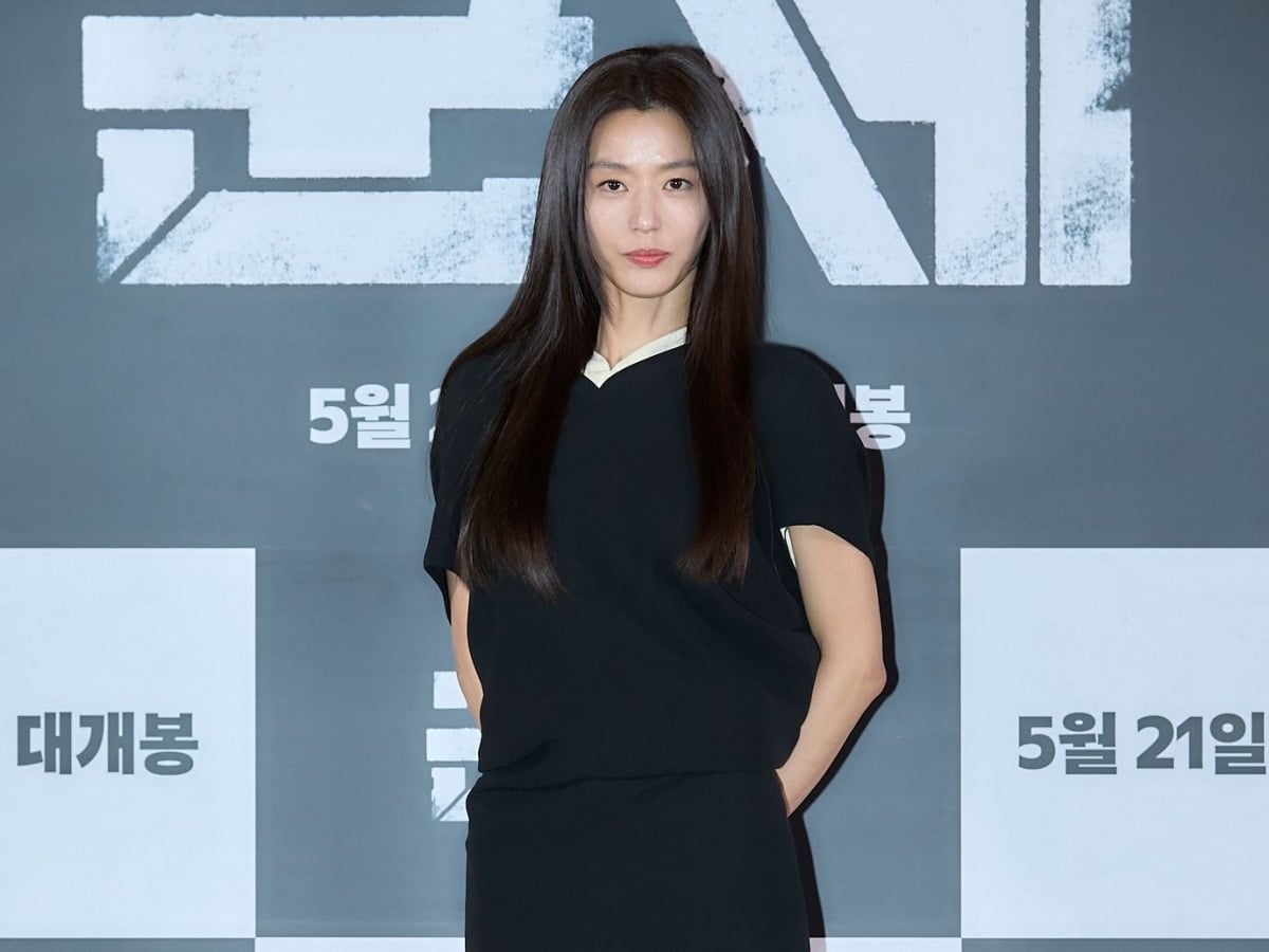 전지현, '태혜지' 수식어 넘은 품격…"얼굴보다 몸, 예쁜 것보다 잘 살기...