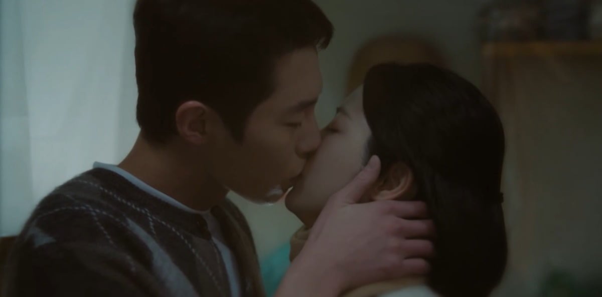키스신에 시청률 급등했다…하루 만에 1위 탈환→비주얼 케미 터진 월화극 ('섬보이')