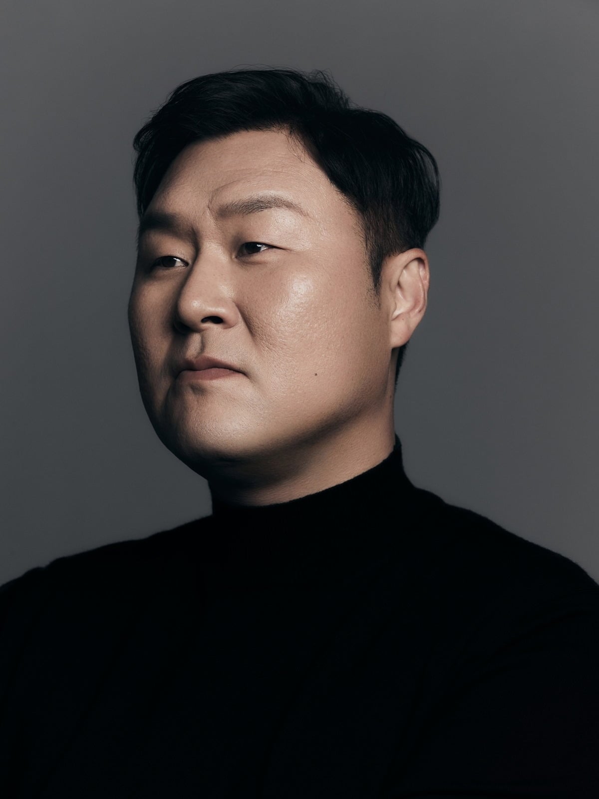 <b>윤경호</b> "'<b>김부장</b>' 시즌2 욕심 있어…더 좋은 피지컬 준비할 것" [인터뷰...