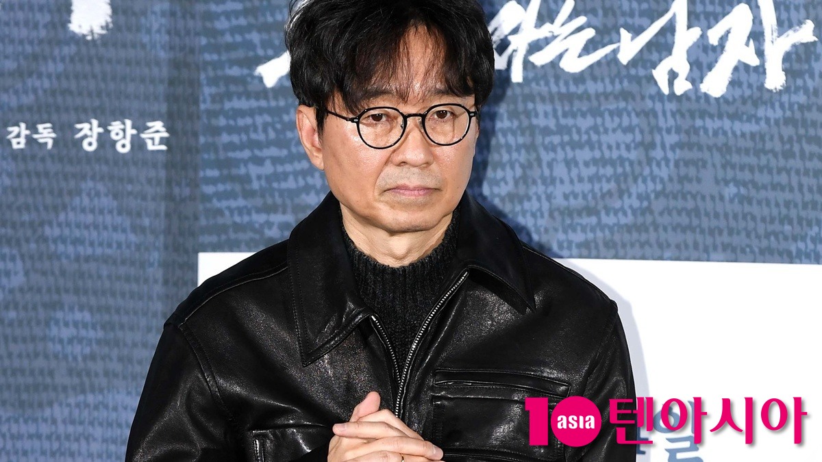 '<b>김은희</b>' 장항준, 천만 감독 등극하고도 주눅…"출셋길 보장돼도 못할...