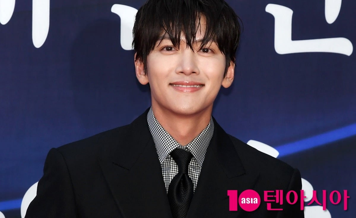 '수십억 세금 추징' <b>지창욱</b>, 돈 쓸어 담았네…"1년에 열흘밖에 못 쉬어...