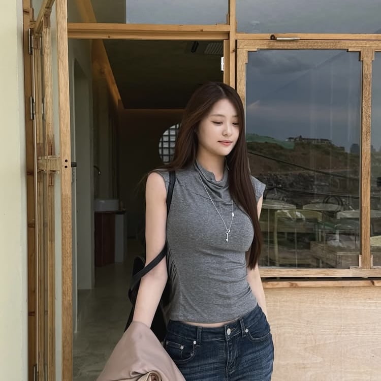 ‘스폰설 주장’ 김지민, 고소 당하고도 밝은 일상…변호사 선임은 끝났...