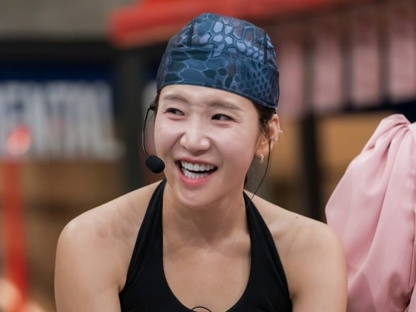수영복 입고 '놀토' 출연?…<b>태연</b> 친<b>오빠</b> 향한 사심 고백→피해 입었다...