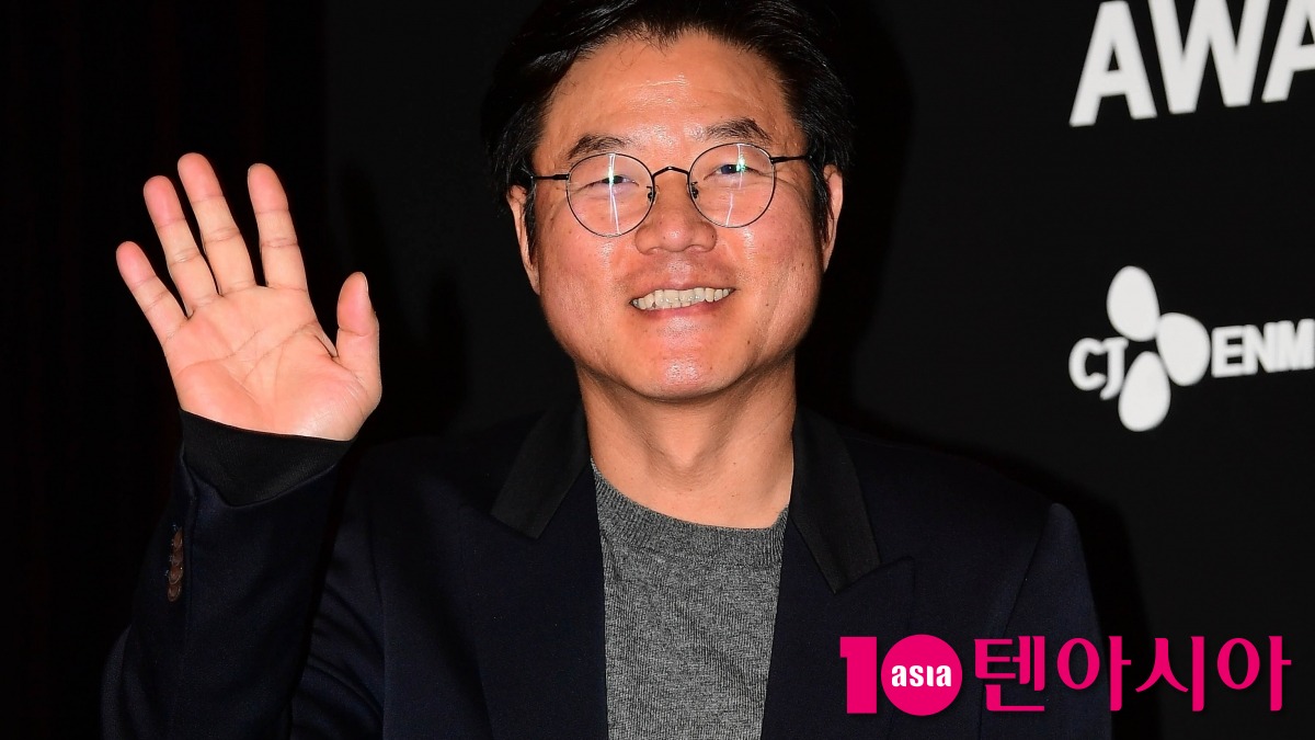 나영석, 또 일 벌였다…이번에는 유명 유튜버 47인 총출동→두뇌 운동회...