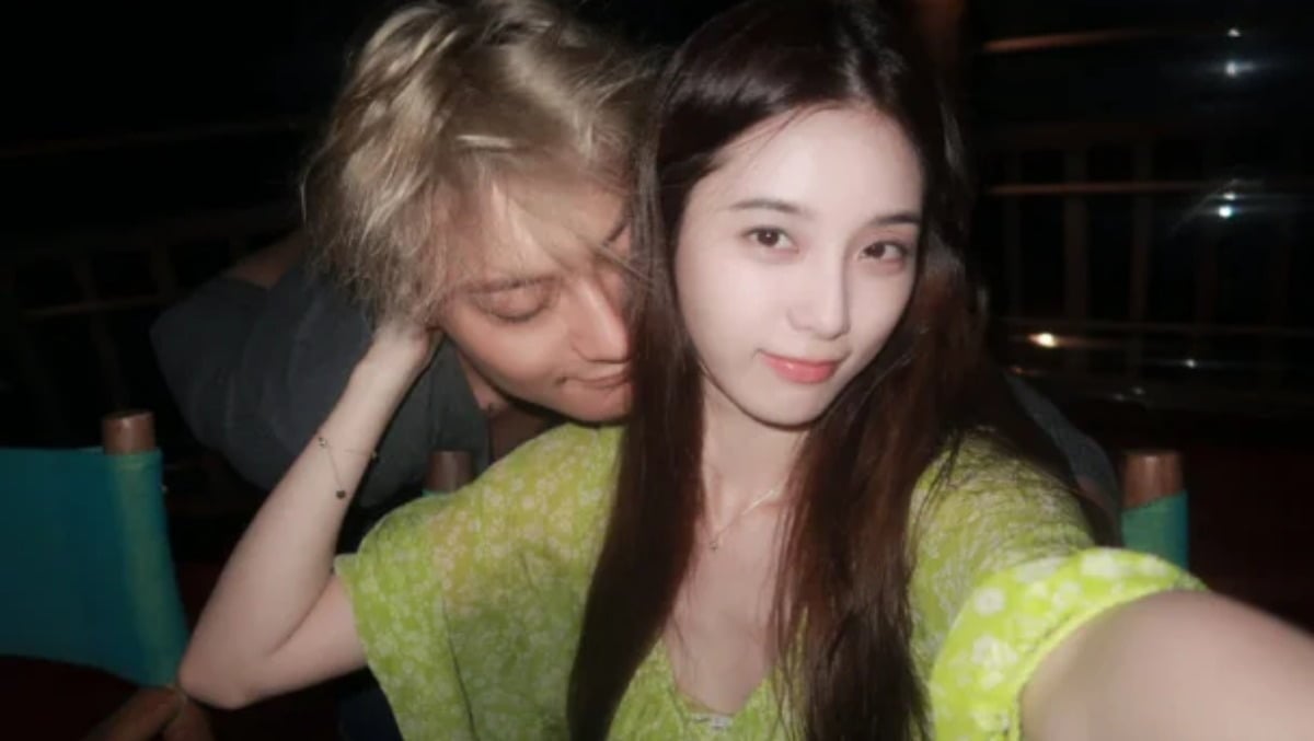 元EXOのタオと徐藝洋。テンアジアが徐の公式Weibo写真として掲載した画像