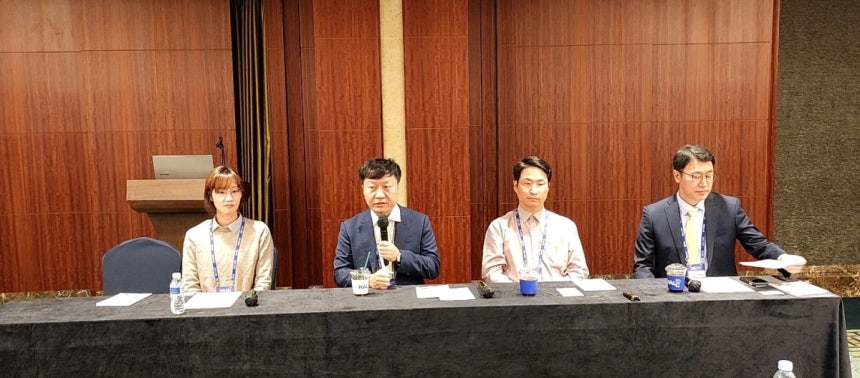 8일, 2024 대한폐암학회 국제학술대회’ 기자간담회 국립암센터 암검진사업부 김열 교수가 발언하고 있다./사진=오상훈 기자