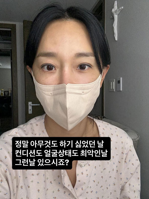 방송인 이지혜(45)가 육아로 인한 피로 누적에 타이레놀 6알을 복용하며 버텼다고 밝혔다./사진=이지혜 인스타그램 캡처