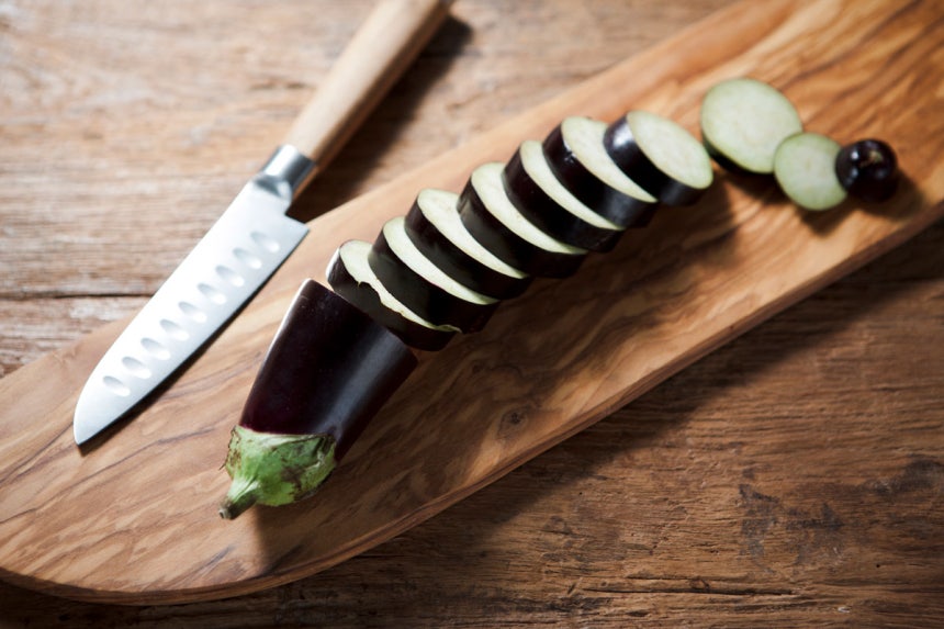 영국의 한 전문가가 4주 만에 콜레스테롤을 낮출 수 있는 식품으로 가지를 꼽았다./사진=클립아트코리아 