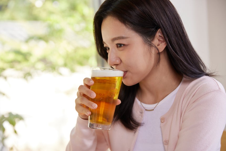 알코올은 세포를 손상시키는 산화 스트레스를 높이고,DNA 복구와 세포 분열에 필요한 엽산의 흡수와 작용도 방해할 수 있다./사진=클립아트코리아
