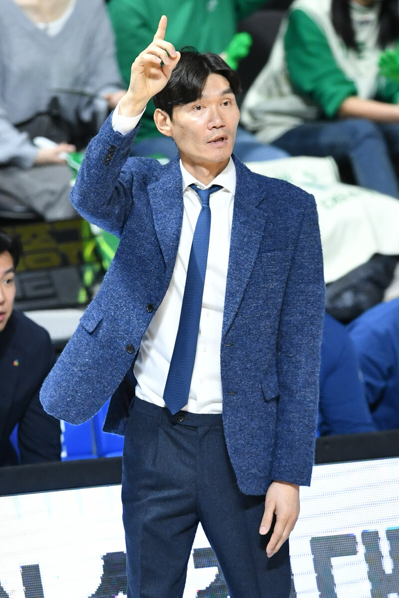 [경기 후] 김주성 DB 감독, “선수들이 에너지 넘치는 수비를 해”…<b>김승기</b> 소...