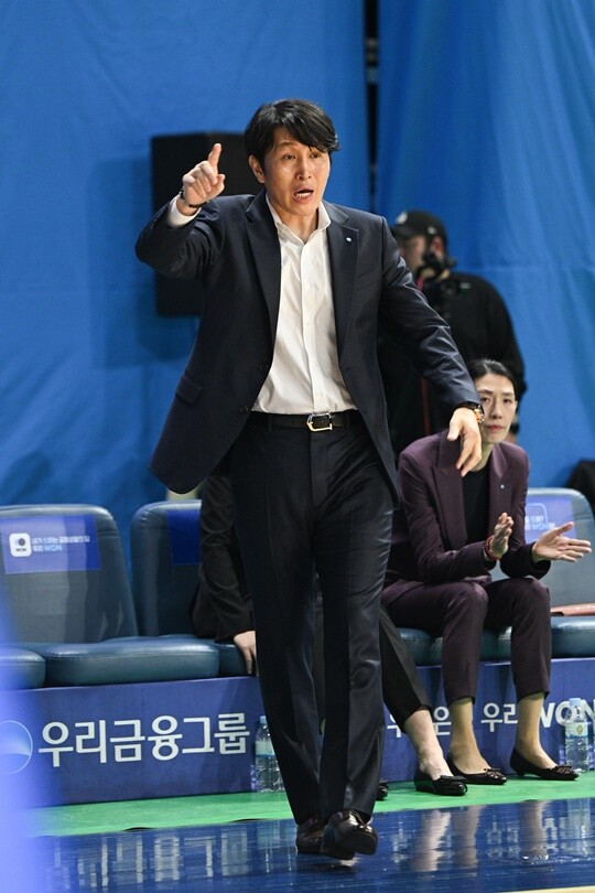 [WKBL FINAL 경기 후] 위성우 우리은행 <b>감독</b>, “혼신의 힘을 다했다” … 김완...