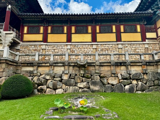 토함산 불국사의 석축.김홍준 기자