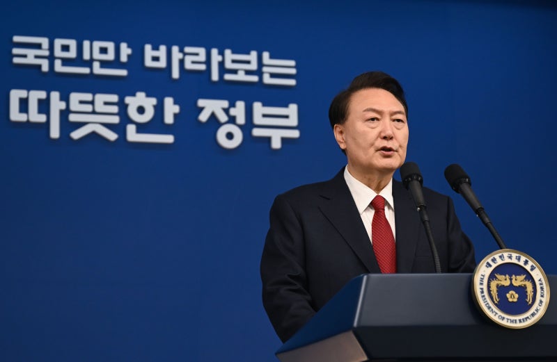 尹 <b>신년사</b>… “이권·이념 기반 둔 패거리 카르텔 반드시 타파” (종합)