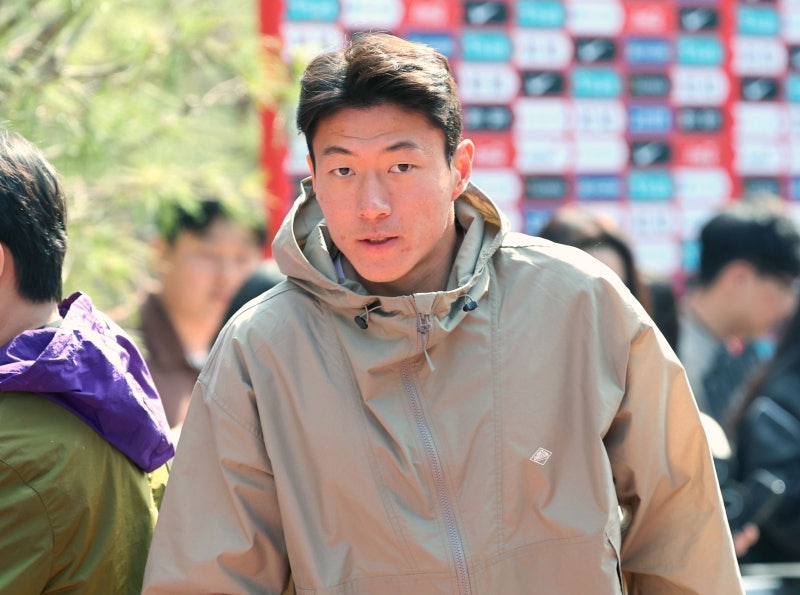 “촬영은 했지만 몰래는 아냐”… <b>황의조</b>, <b>비공개</b> 경찰 출석