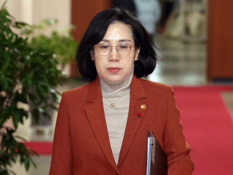 ‘잼버리 파행’ <b>김현숙</b> 여가부 <b>장관</b> 사표 수리…차관 대행 체제