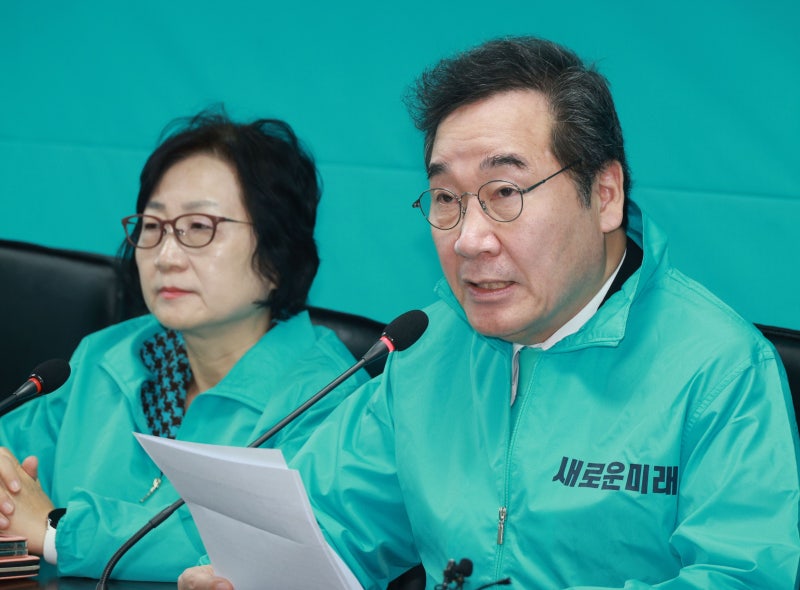 이낙연, <b>광주 출마 선언</b>… “민주당 정신 되찾아야”
