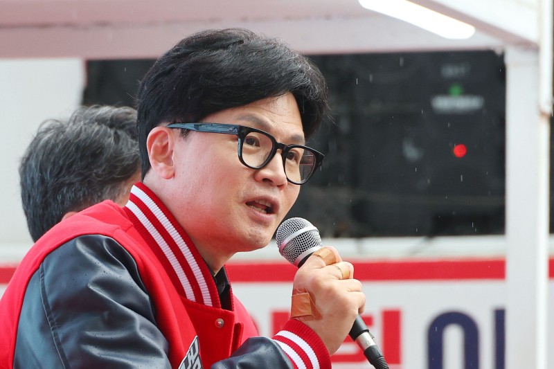 한동훈 “<b>인구부</b> 산하에 ‘<b>청년청</b>’ 신설할 것”
