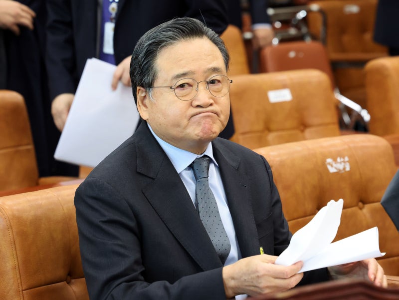 검찰, <b>허영인</b> SPC 회장 <b>구속기소</b>… 민주노총 탈퇴 강요