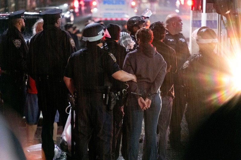연일 이어지는 美 대학 시위… “체포된 인원 2000명 넘어”