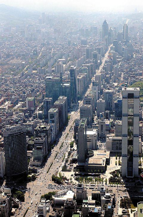 서울 강남 테헤란로 일대 고층 빌딩들./자료사진 