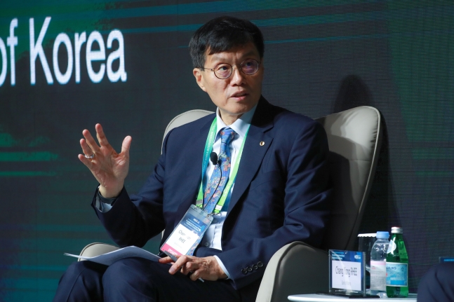이창용 한국은행 총재가 31일 오전 서울 중구 한국은행에서 열린 '2024년 BOK 국제컨퍼런스'에서 발언하고 있다. /뉴스1