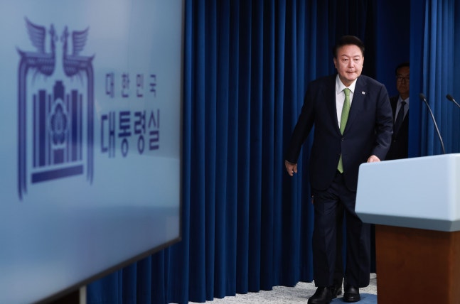 President Yoon Suk-yeol is attending a national briefing at the presidential briefing room in Yongsan, Seoul on the morning of the 3rd. /Yonhap News