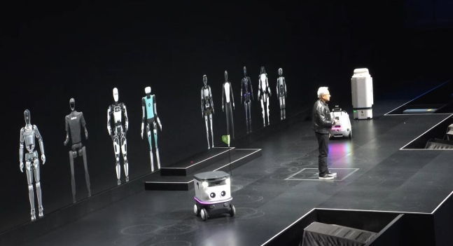 젠슨 황 엔비디아 CEO가 지난 2일 진행한 ‘컴퓨텍스 2024’ 기조연설에 뉴빌리티의 자율주행 로봇 ‘뉴비’가 등장하고 있다. /뉴빌리티 제공