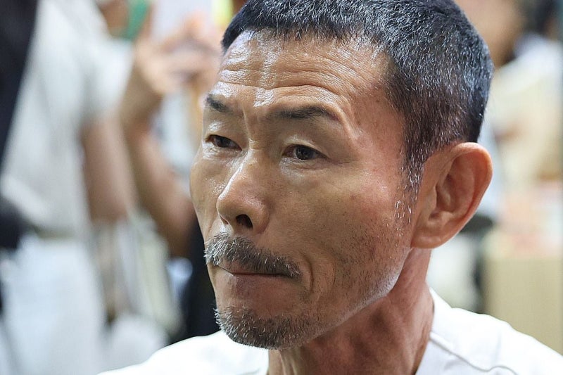'아동학대 혐의' <b>손웅정</b> 감독·<b>코치</b>, 2일 첫 <b>검찰</b> 조사 받아