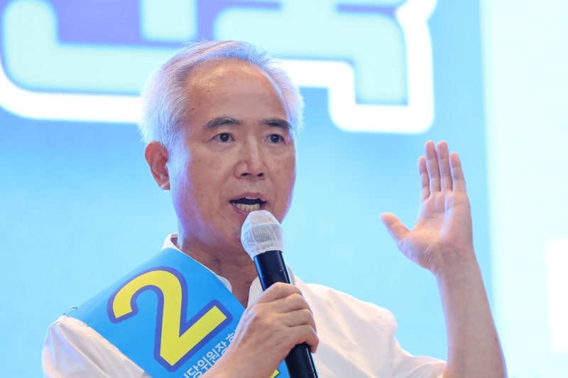 [단독] <b>검찰</b>, ‘수사무마 청탁 의혹’ <b>양부남</b> 민주당 의원 소환 조사