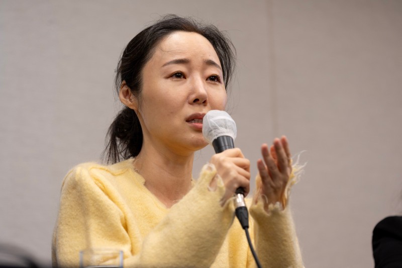 <b>민희진</b> "<b>성희롱</b> 논란, 해임 위한 빌미로 추측“…직원과 진실 공방