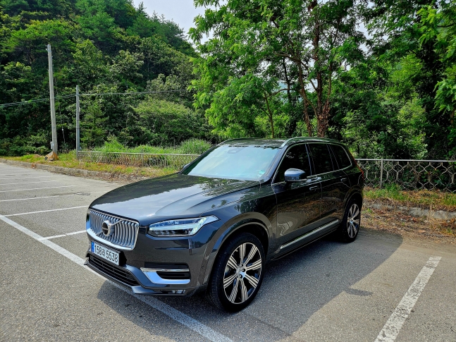 볼보 XC90 B6. /권유정 기자